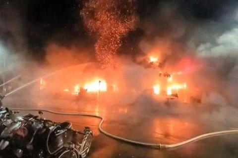 [Video] Hiện trường vụ cháy chung cư ở Đài Loan, 46 người thiệt mạng