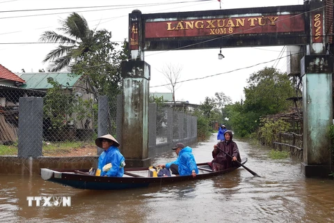 Thừa Thiên-Huế: Chủ động sơ tán, xem xét cho học sinh nghỉ vì mưa lũ