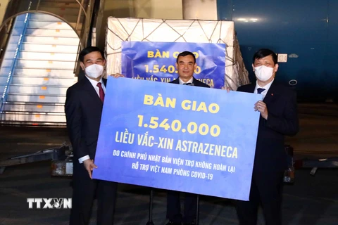Lễ bàn giao vaccine do Chính phủ Nhật Bản viện trợ cho Việt Nam