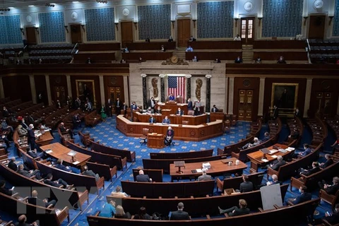 Hạ viện Mỹ thông qua dự luật ngân sách tạm thời cho chính phủ