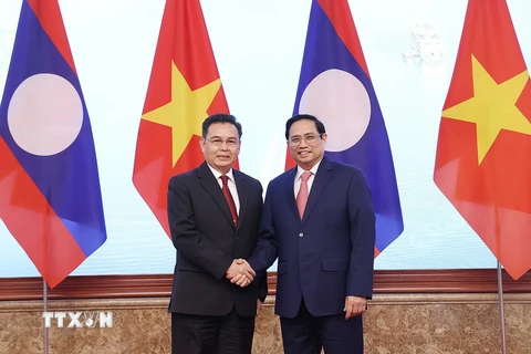 Hình ảnh Thủ tướng Chính phủ tiếp, hội kiến Chủ tịch Quốc hội Lào