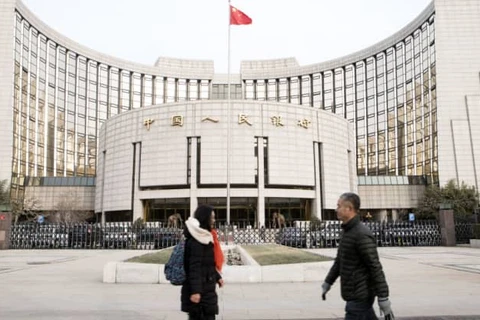 Trung Quốc tiếp tục cắt giảm lãi suất cho vay để hỗ trợ nền kinh tế