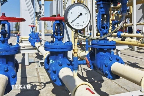 Gazprom tăng chuyển tải khí đốt qua Ukraine tới châu Âu