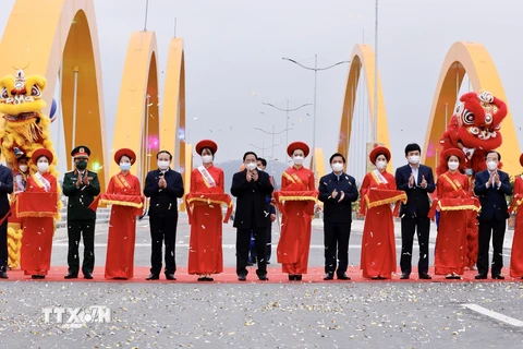 Thủ tướng dự khánh thành công trình giao thông trọng điểm ở Quảng Ninh