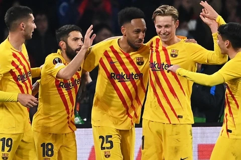Europa League: Barcelona giành vé vào vòng 1/8, Dortmund bị loại