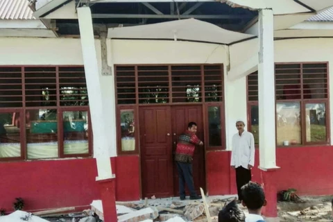 Ít nhất 2 người thiệt mạng, 20 người bị thương vì động đất ở Indonesia