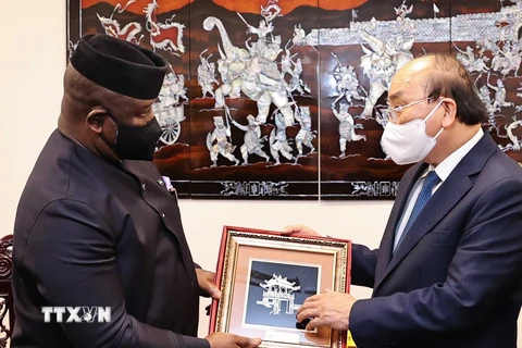 Tổng thống CH Sierra Leone Julius Maada Bio thăm chính thức Việt Nam