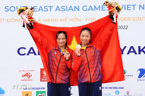 [Photo] Tuyển Canoeing Việt Nam giành liên tiếp 2 huy chương Vàng