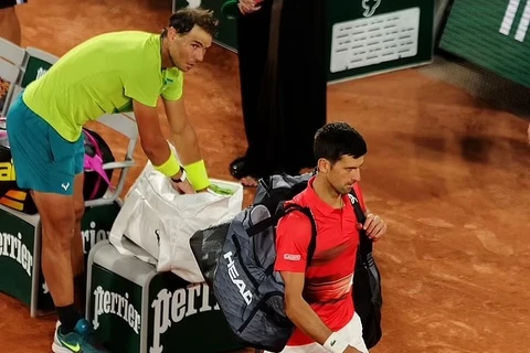 Cận cảnh Nadal biến Djokovic thành cựu vương Roland Garros