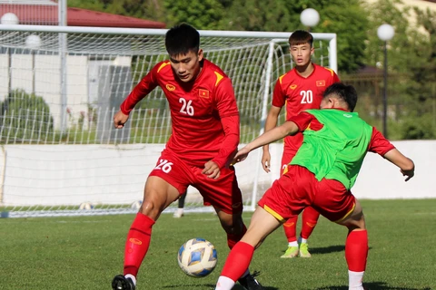 Tiền đạo Nhâm Mạnh Dũng: U23 Thái Lan là đối thủ đáng gờm
