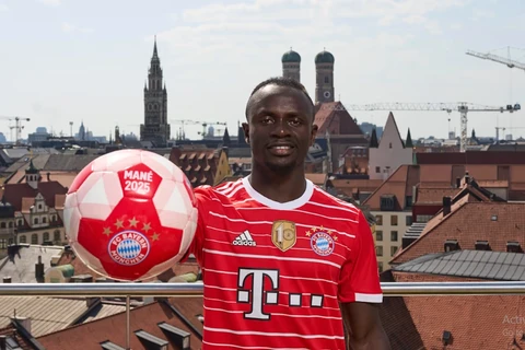 Sadio Mane nói gì trong ngày chính thức gia nhập Bayern?