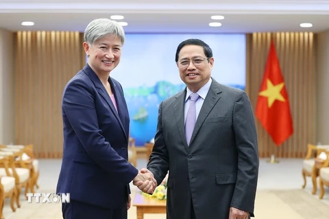 Hình ảnh Thủ tướng Phạm Minh Chính tiếp Bộ trưởng Ngoại giao Australia