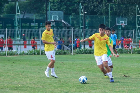 U19 Việt Nam nỗ lực tập luyện, hướng đến chiến thắng đầu tiên