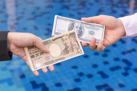 Nhật Bản: Đồng yen mất giá kỷ lục trong 24 năm so với USD