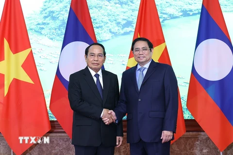 Thủ tướng Phạm Minh Chính tiếp Phó Chủ tịch nước Lào