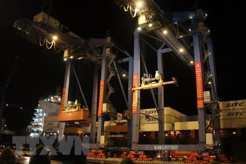 TP.HCM triển khai áp dụng mức thu phí hạ tầng cảng biển mới từ 1/8