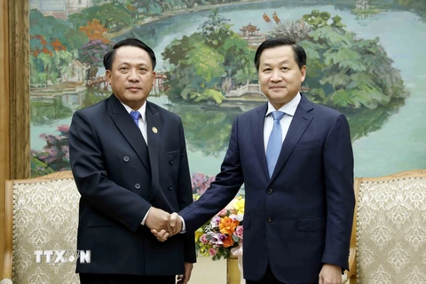 Phó Thủ tướng Lê Minh Khái: Lào khó khăn, Việt Nam chia sẻ