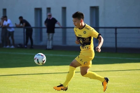 Nguyễn Quang Hải ghi dấu ấn trong trận đấu ra mắt tại Ligue 2