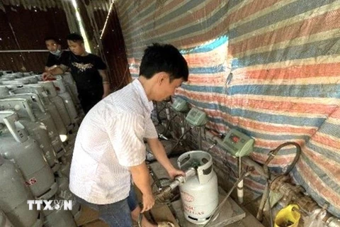 Đồng Nai: Phát hiện xưởng sang chiết gas trái phép quy mô lớn