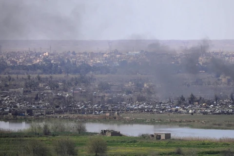 Syria: Nhiều vụ nổ lớn làm rung chuyển căn cứ quân sự của Mỹ