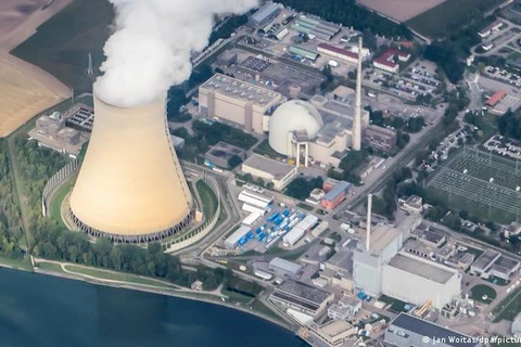 Chính phủ Đức tiếp tục duy trì 2 nhà máy điện hạt nhân