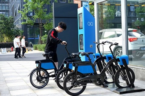 Thí điểm khách đi buýt nhanh BRT Hà Nội được dùng xe máy điện miễn phí