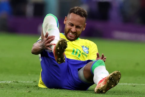 Siêu sao Neymar nghỉ thi đấu hết vòng bảng World Cup 2022