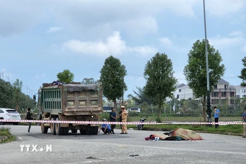 Thừa Thiên-Huế: Tai nạn nghiêm trọng khiến ba mẹ con tử vong tại chỗ