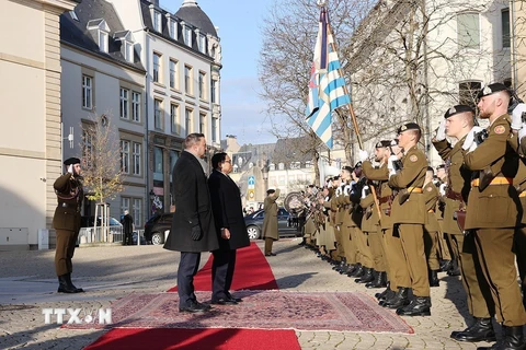 Hình ảnh lễ đón Thủ tướng Phạm Minh Chính tại Luxembourg