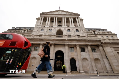 Ngân hàng trung ương Anh tăng lãi suất lên mức cao nhất trong 14 năm
