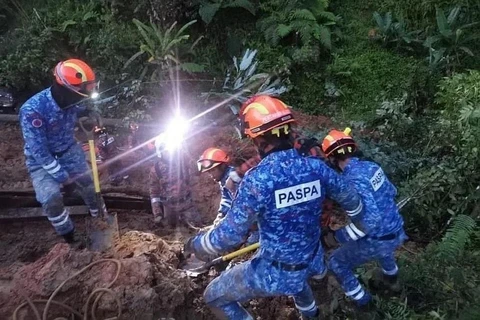 Hiện trường vụ lở đất ở Malaysia khiến nhiều người thiệt mạng