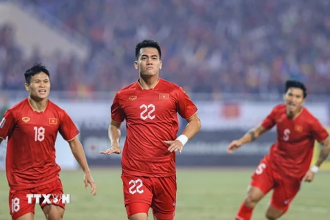 Đánh bại Indonesia, đội tuyển Việt Nam nhận thưởng 1,5 tỷ đồng