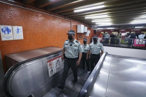 Mexico triển khai Lực lượng Vệ binh quốc gia ở hệ thống tàu điện ngầm