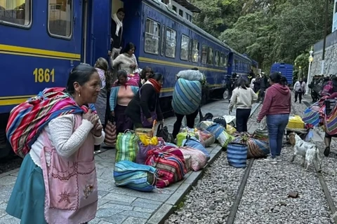Peru nối lại một phần dịch vụ đường sắt đến thánh địa Machu Picchu 