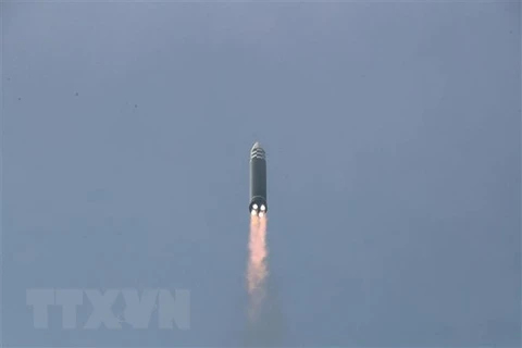 Hàn Quốc: Triều Tiên phóng tên lửa đạn đạo không xác định ra biển