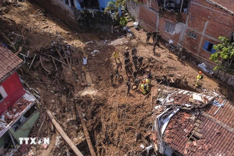 Chính phủ Brazil điều tàu sân bay khắc phục hậu quả vụ lở đất