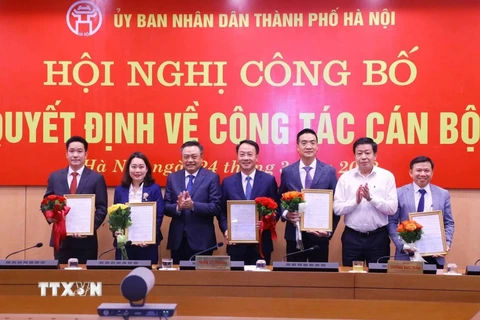 Thành phố Hà Nội điều động, bổ nhiệm nhiều cán bộ chủ chốt
