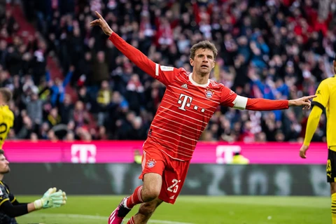 Cận cảnh Bayern thắng tưng bừng Dortmund ở trận Der Klassiker 108