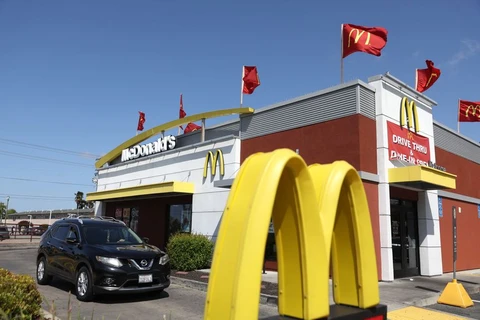Tập đoàn McDonald's tạm thời đóng cửa các văn phòng tại Mỹ