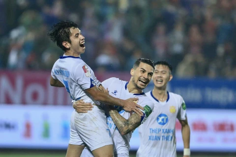 V-League 2023: HAGL lỡ cơ hội vào top 4, Nam Định lên ngôi đầu