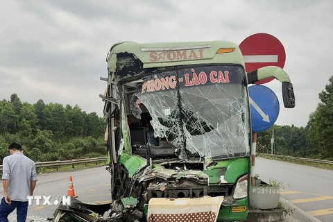 Nhiều người bị thương trong vụ tai nạn trên Cao tốc Nội Bài-Lào Cai