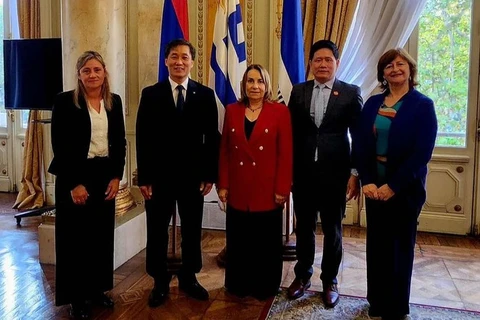 Mở ra cơ hội hợp tác về pháp luật và tư pháp Việt Nam-Uruguay