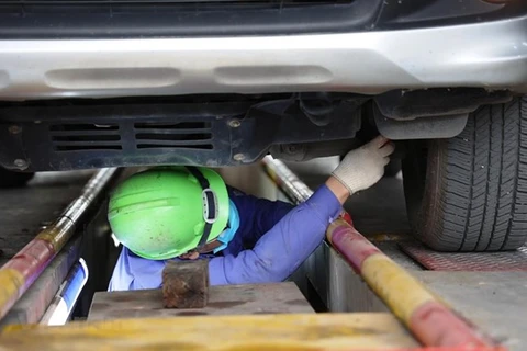 Công an TP.HCM tìm tài xế bị 'làm khó' tại 14 trung tâm đăng kiểm