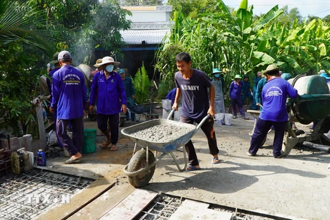 Đồng Tháp: Bứt phá xây dựng giao thông nông thôn từ xã hội hóa