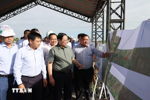 Thủ tướng kiểm tra tiến độ thi công đường Vành đai 3 TP Hồ Chí Minh