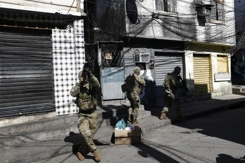 Cảnh sát Brazil truy quét băng nhóm tội phạm, 9 đối tượng bị tiêu diệt