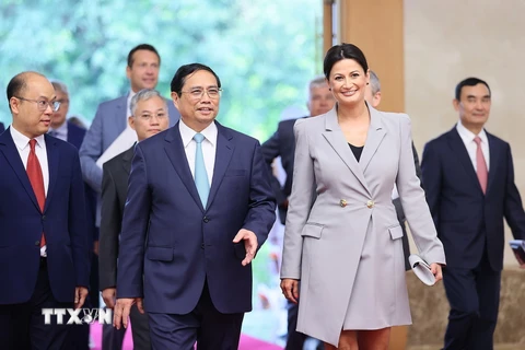 [Photo] Thủ tướng Phạm Minh Chính hội kiến Chủ tịch Thượng viện Bỉ