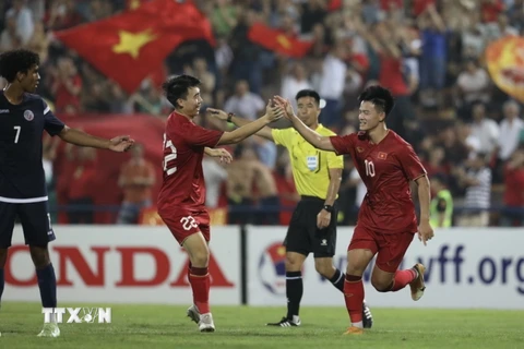 Hình ảnh U23 Việt Nam thắng đậm ở trận ra quân Vòng loại châu Á