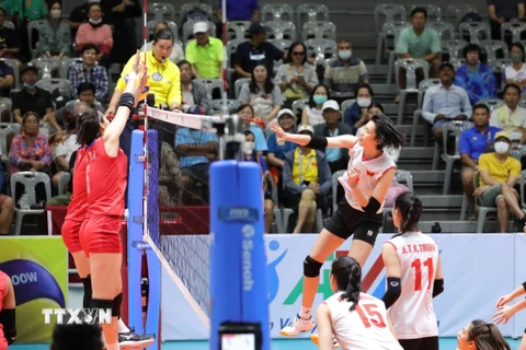 Đội tuyển Bóng chuyền Nữ Việt Nam thua tiếc nuối trước Nhật Bản