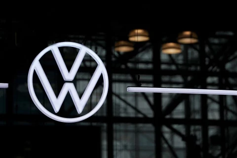 Sự cố mạng làm tê liệt hoạt động sản xuất của Volkswagen 